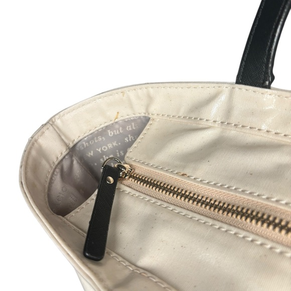 Kate Spade x Disney Minnie Mouse Tote Storybook Lining Cream Canvas - Picture 13 of 15